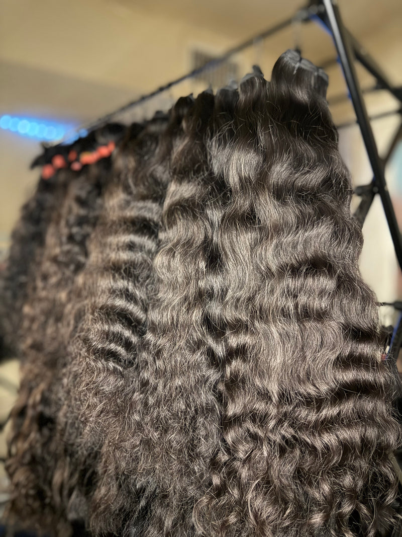 Natural Indian Hair Weft in Deep Wave Texture, Perfect for Stylish Hair Extensions